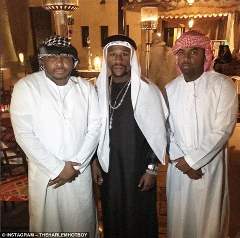 floyd mayweather dubai airport|mayweather and floyd.